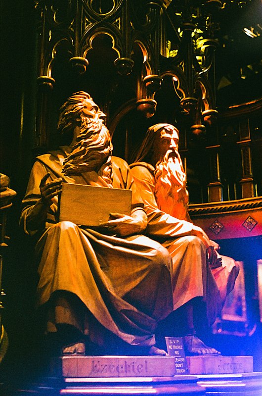Figures, photograph 4 of 16