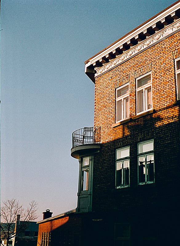 Light and Shadow, photograph 4 of 17