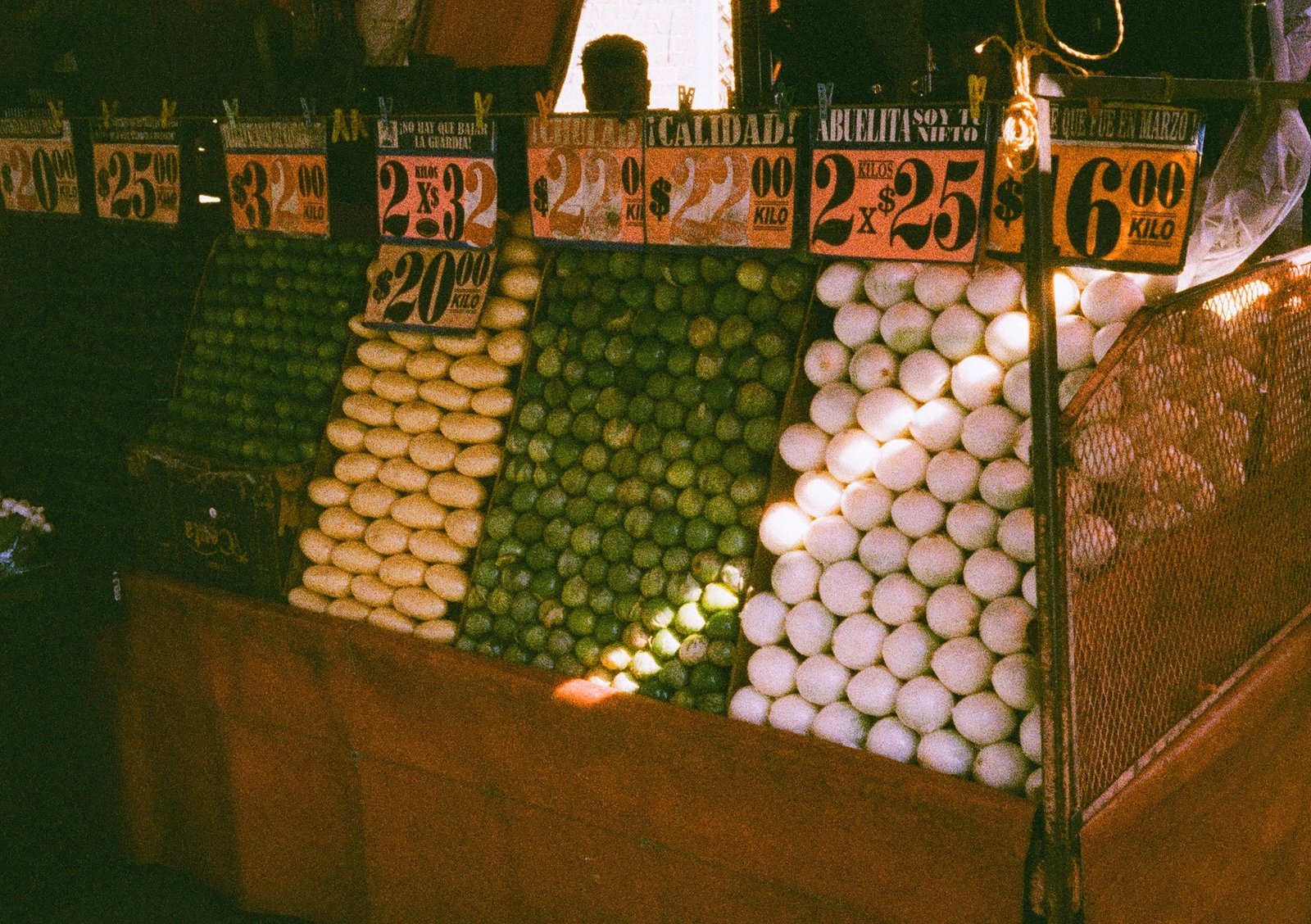 Mercado, photograph 6 of 10
